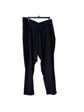 Studio By Torrid Black Tapered Crepe Pants With Tie Waist Size 2X Pants. NWT